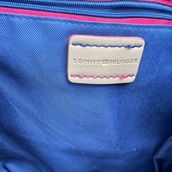 Tommy Hilfiger shoulder purse - Picture 8 of 12